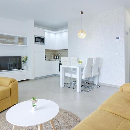 Apartments Luka - Villa Sunce Сень Екстер'єр фото
