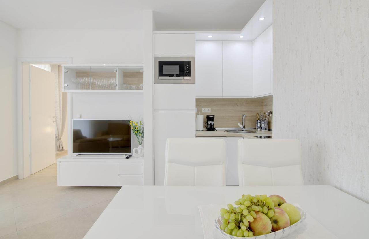 Apartments Luka - Villa Sunce Сень Екстер'єр фото