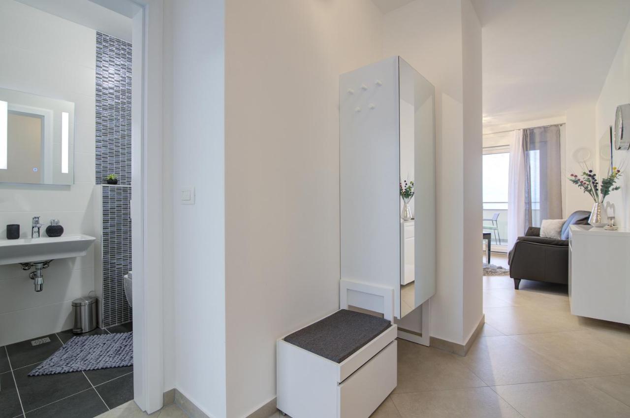 Apartments Luka - Villa Sunce Сень Екстер'єр фото